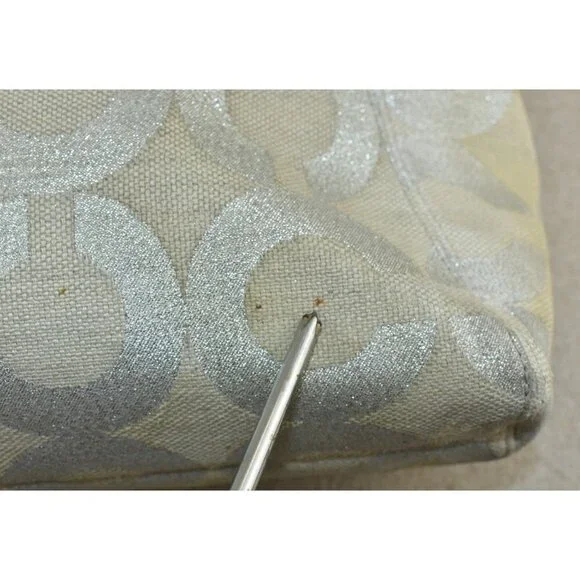 Coach Womens Ashley Signature Op Art Hippie Purse Silver Cream Shoulder Handbag - Picture 7 of 14